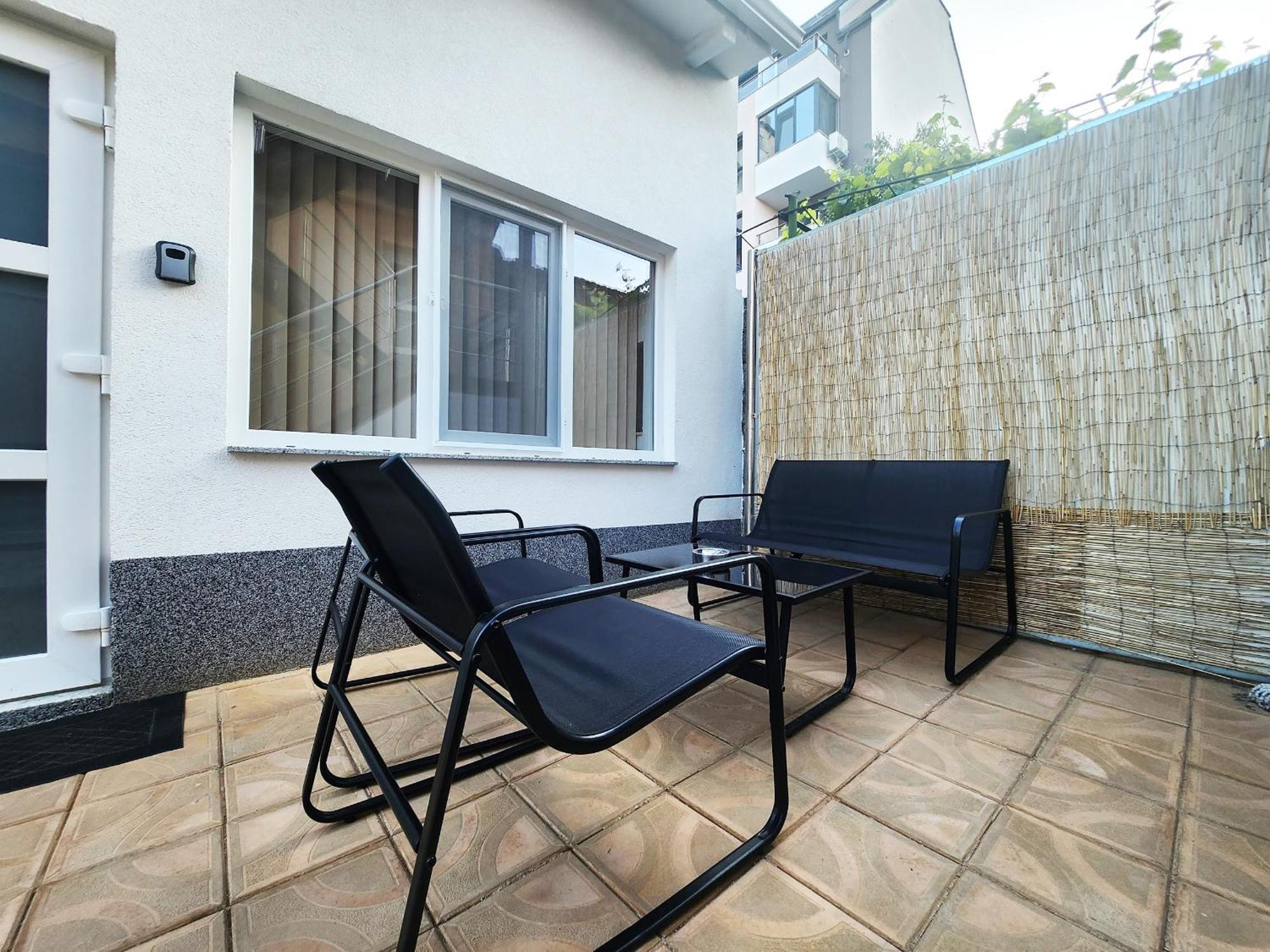 Cosy Apartment With A Sunny Balcony In ヴァルナ エクステリア 写真